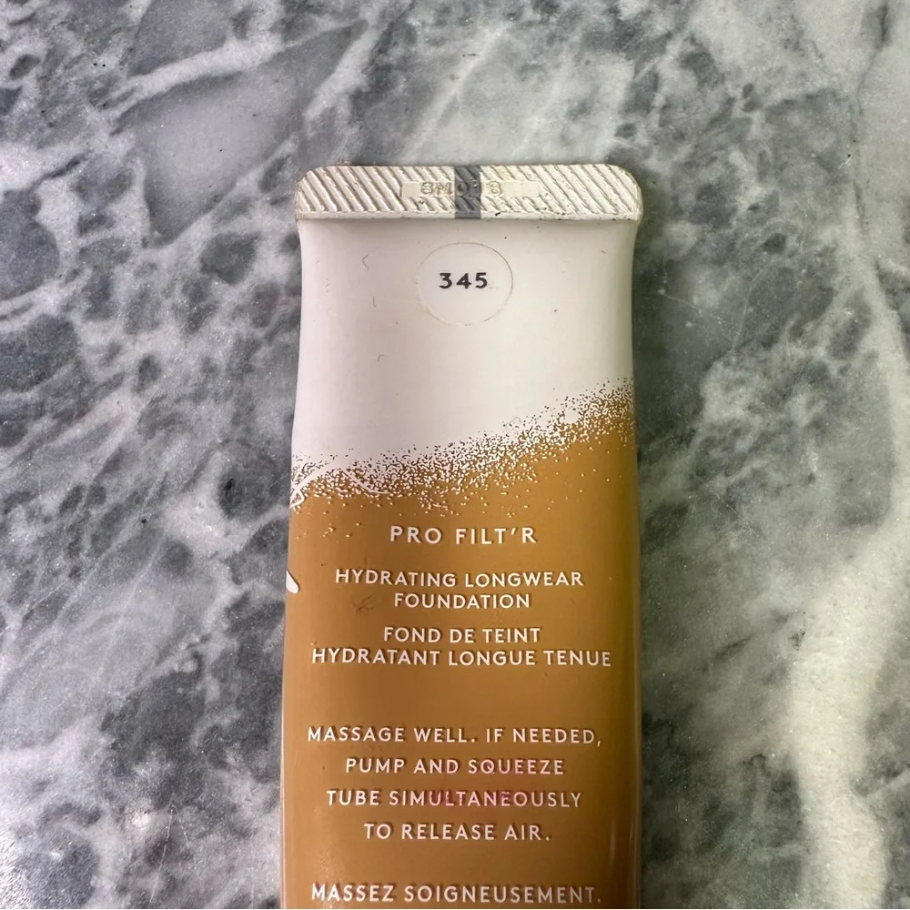Fenty‎ Beauty Pro Filt’r Foundation 345